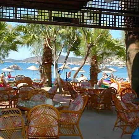 Sami Plaza Hotel 3*